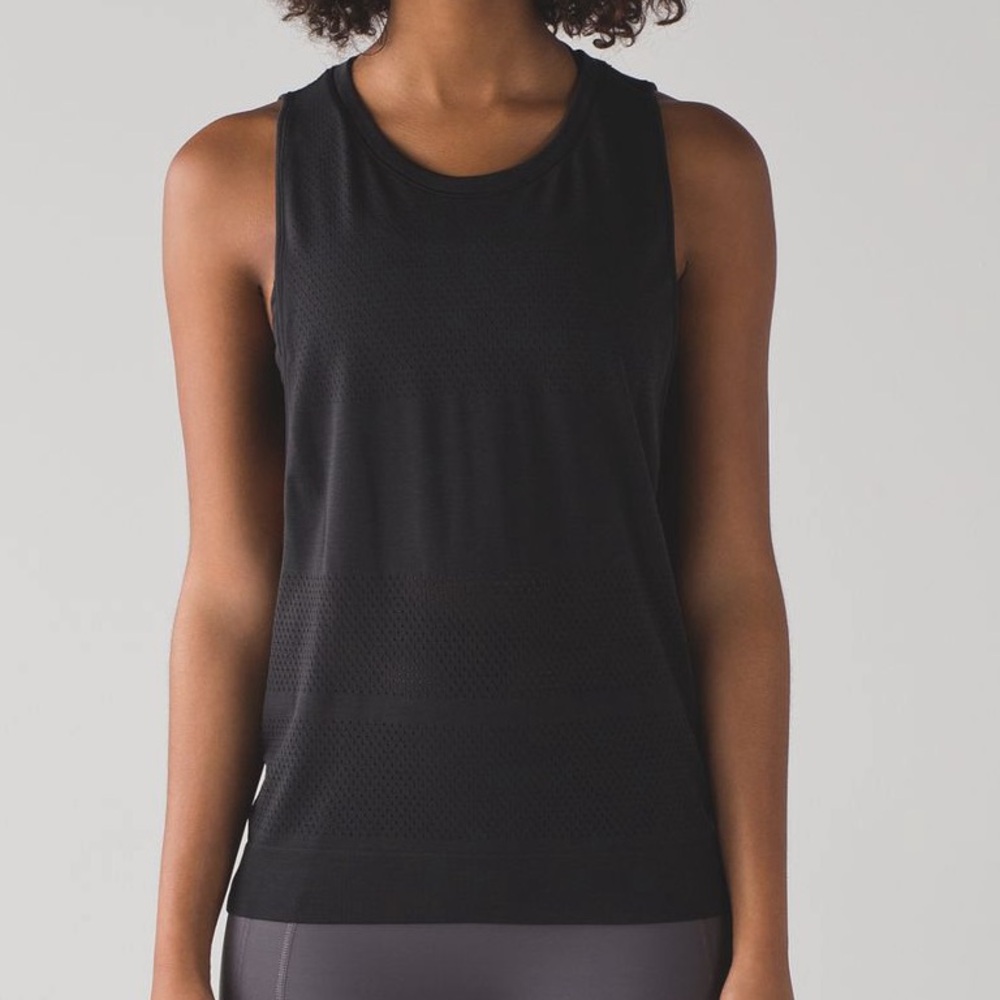 Lululemon Women’s Breeze By Muscle Tank Black Sleeveless Mesh Top, size 8
